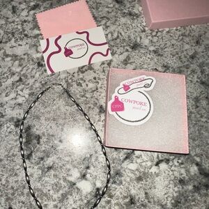 Cowpoke torpedo Pearl Necklace